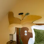 La Folie Alojamento de Acomodação e Pequeno-almoço 4*