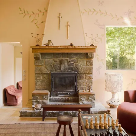 La Folie Bed & Breakfast 4*