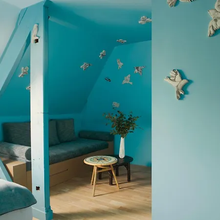 Alojamento de Acomodação e Pequeno-almoço La Folie 4*